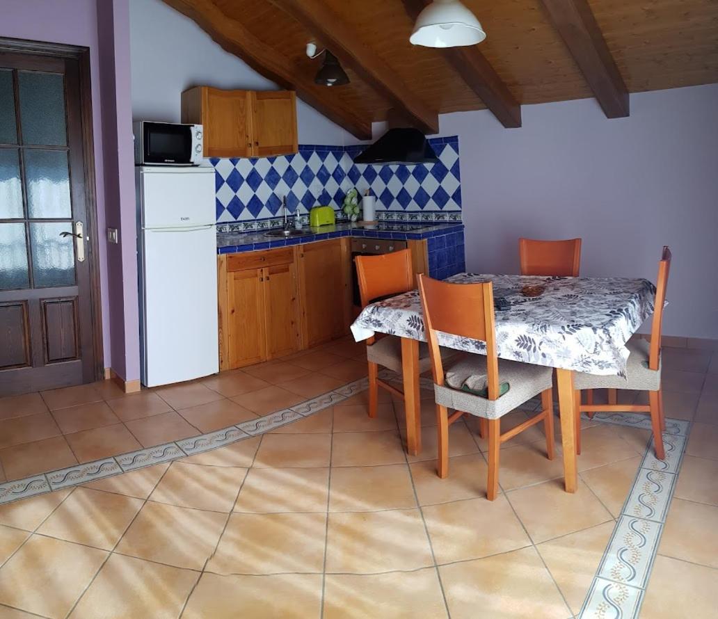 Apartamento Casa Cavero Almazorre Exterior foto